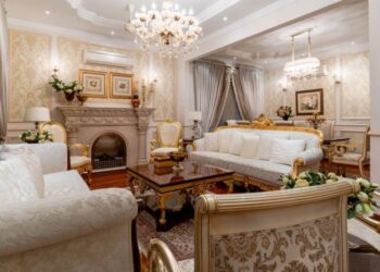 Living the Luxurious Lifestyle - Virtual Hangar Media