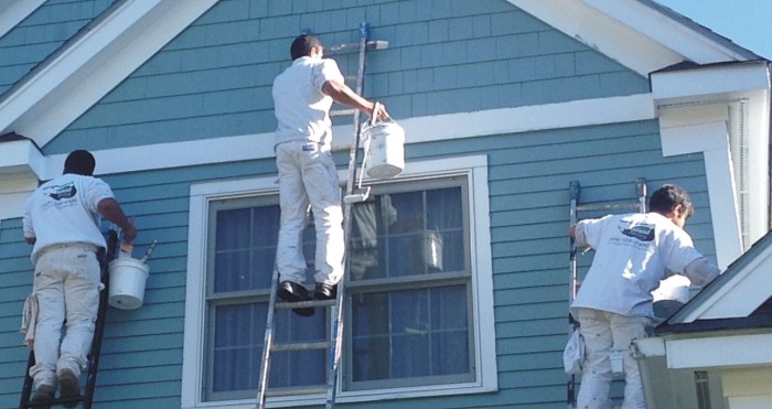 How to Look for Professional House Painters | Mediumspot How to Look for Professional House Painters | Mediumspot